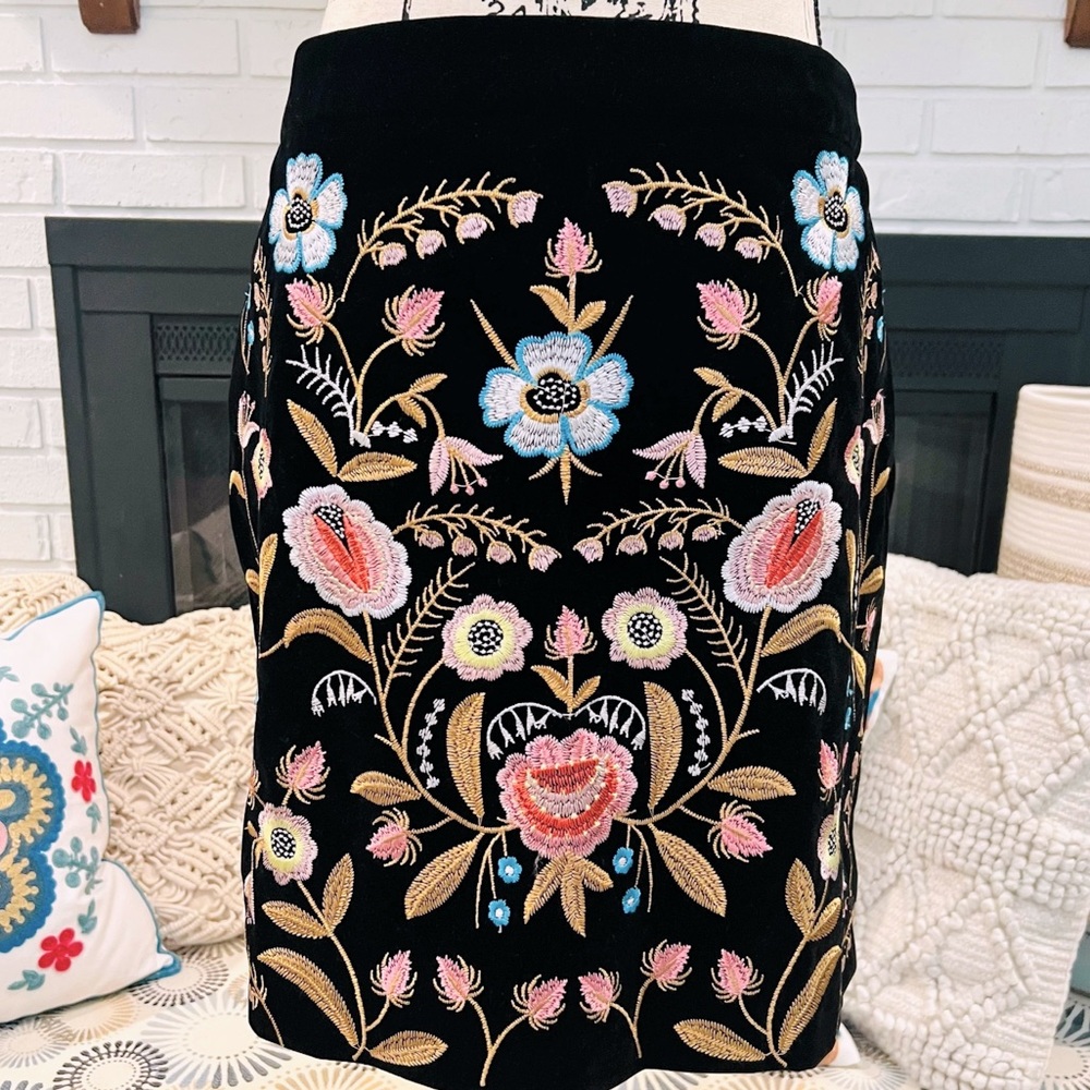 Lucy Paris RARE Floral Embroidered Velour Boho Mini Skirt